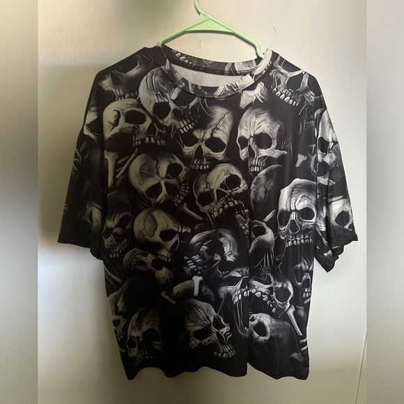 Skull Oversized Shirt - Picture 1 of 2